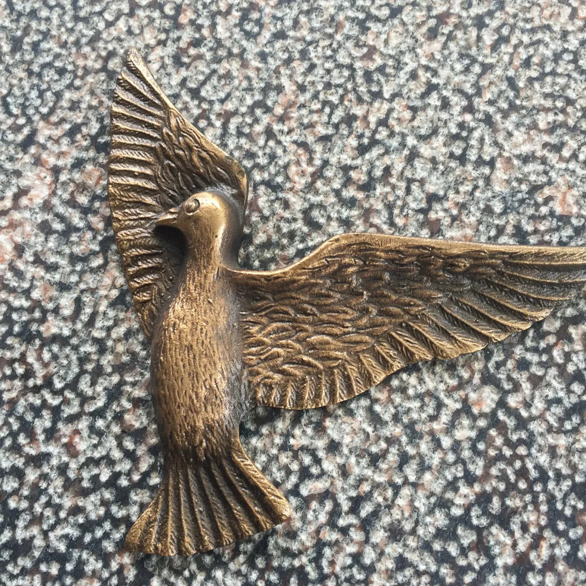 Bronzen duif