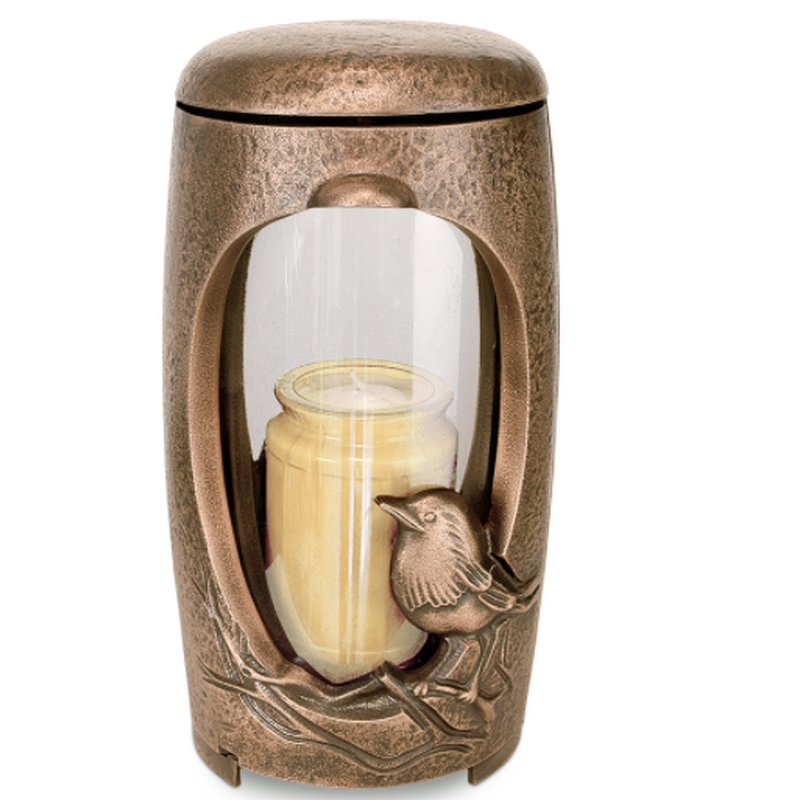 bronzen lantaarn met vogel