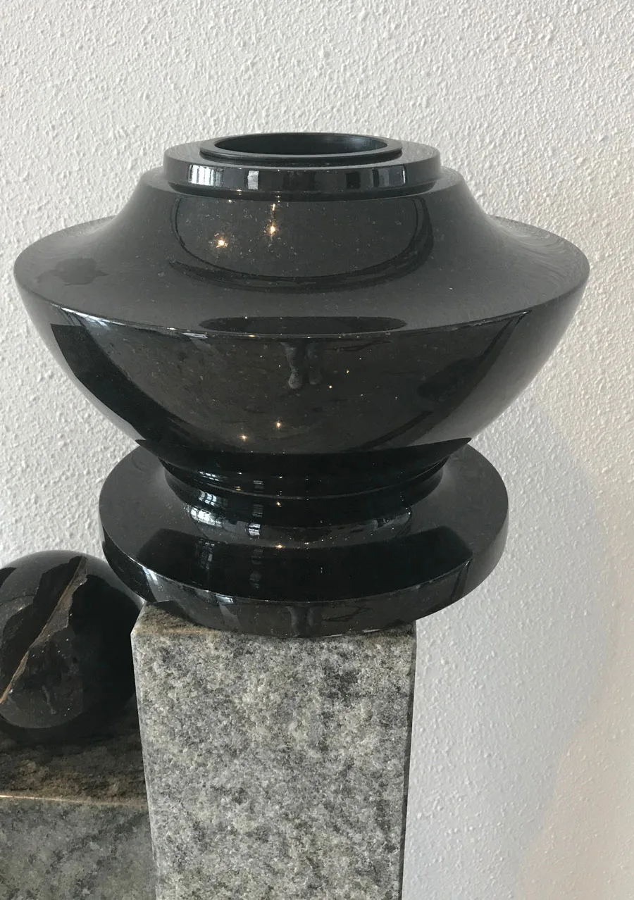 Zwart graniet vaas - speciale prijs