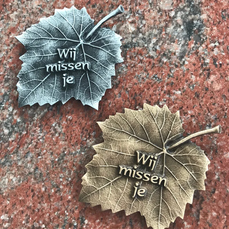 Brons en Aluminium tekst herfst blad