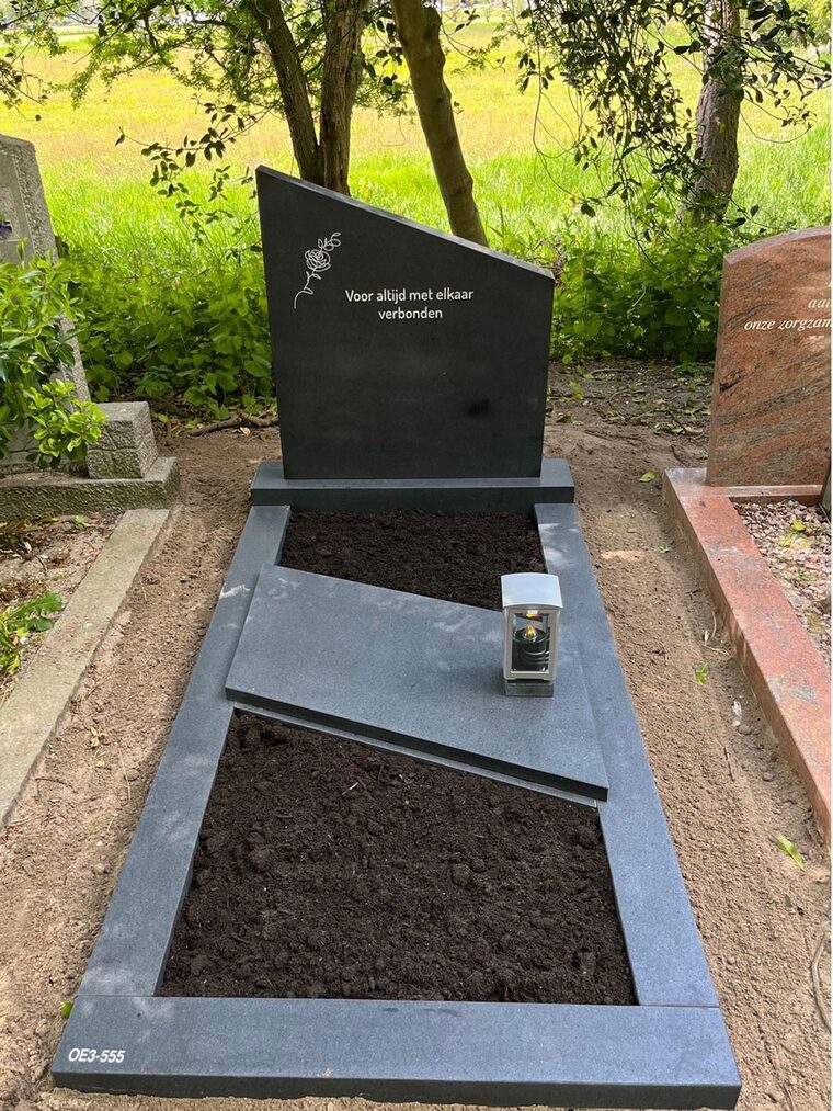 Zwart graniet gezoet